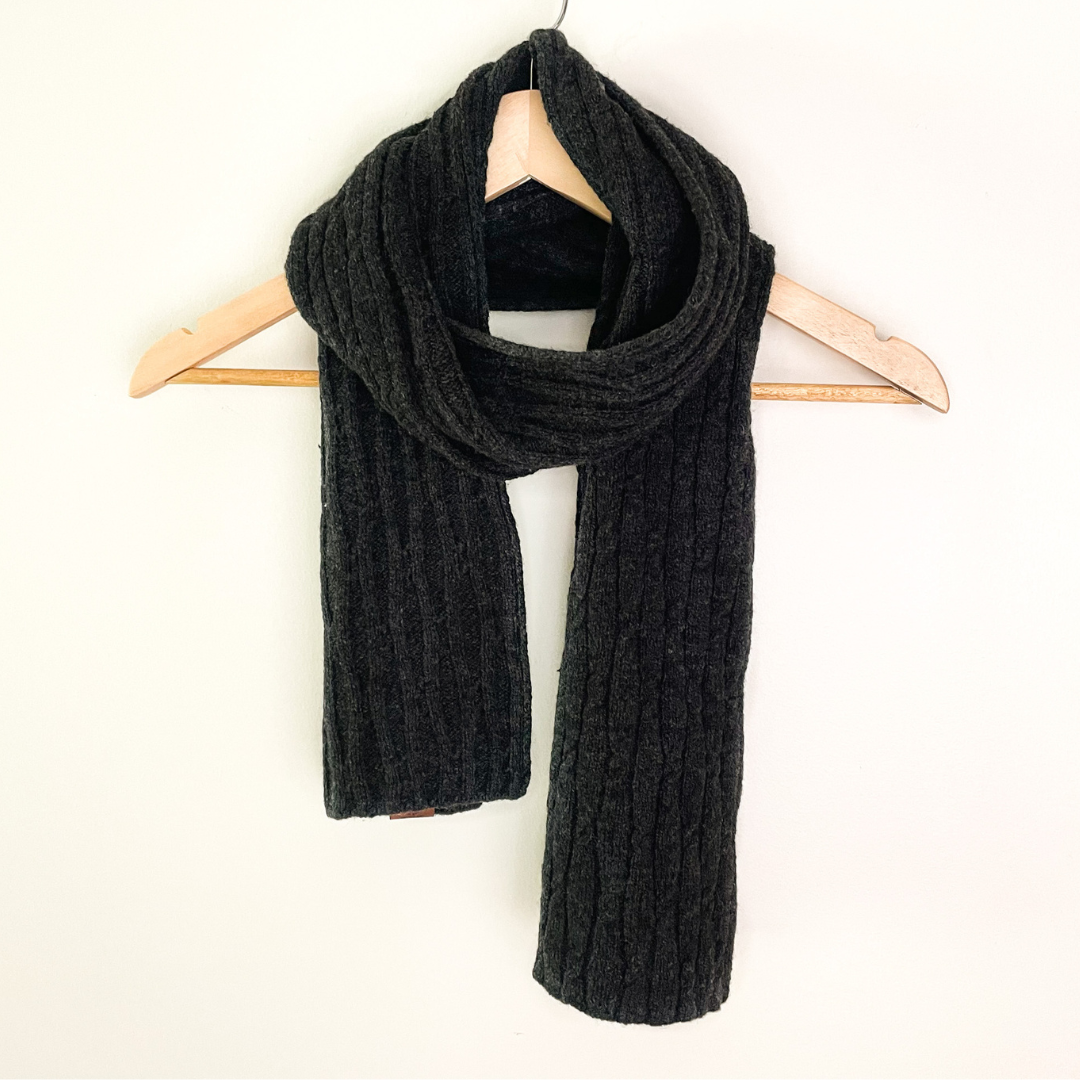 Hazel Ribbed Scarf