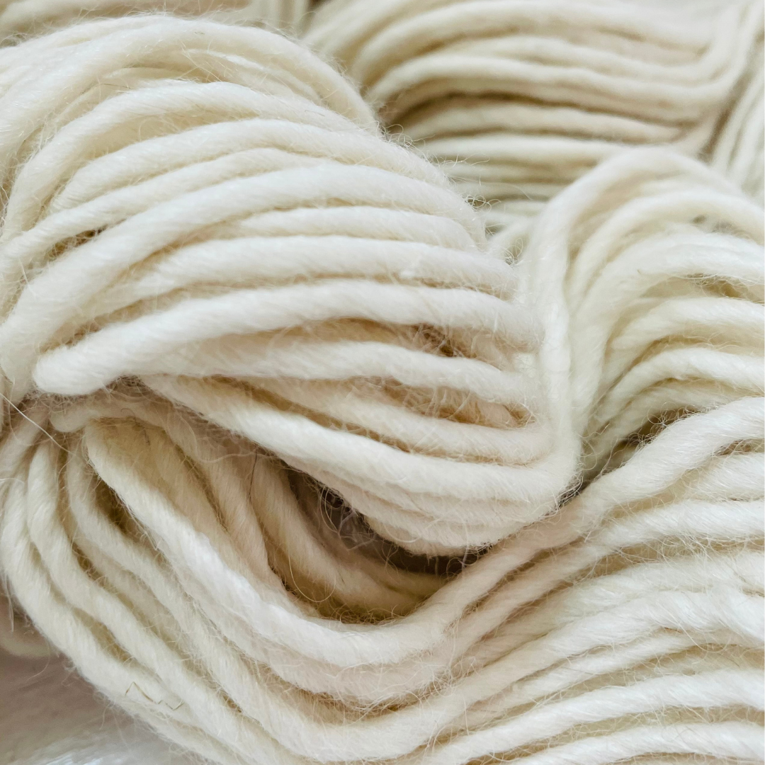 Natural Soft Spun Single Bulky Alpaca Yarn