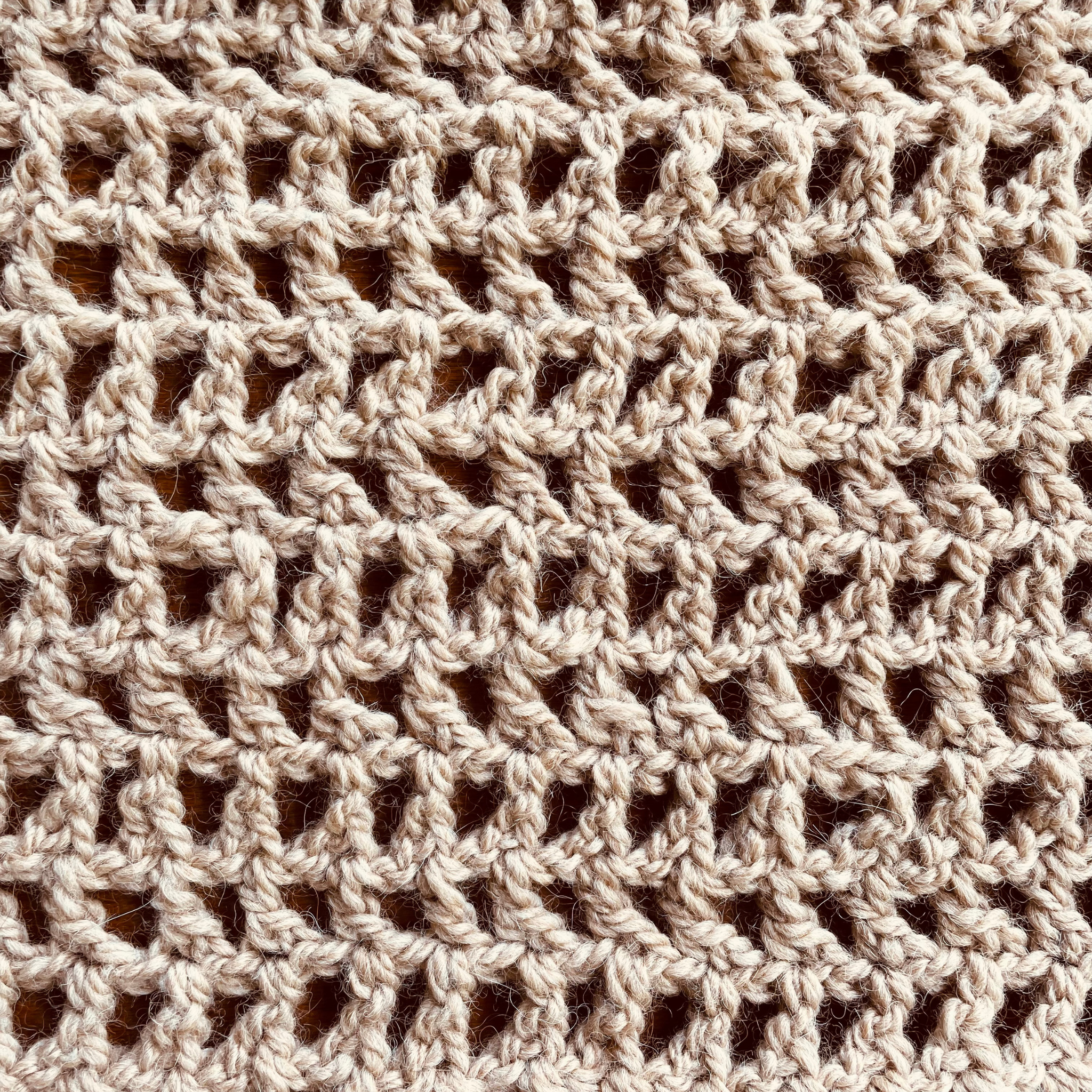 Fawn DK Weight Alpaca Yarn