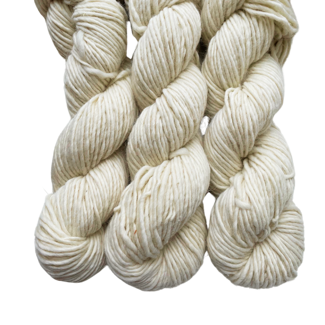 Natural Soft Spun Single Bulky Alpaca Yarn